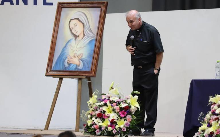 Ángel Espinosa impartió conferencia para la comunidad católica - El Sol de  San Juan del Río | Noticias Locales, Policiacas, de México, Querétaro y el  Mundo